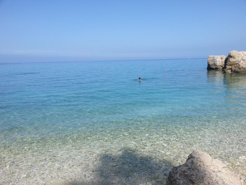 Vanessa Hotel Kalamákion Dış mekan fotoğraf