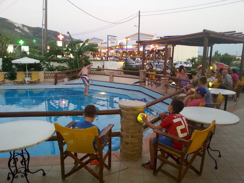 Vanessa Hotel Kalamákion Dış mekan fotoğraf